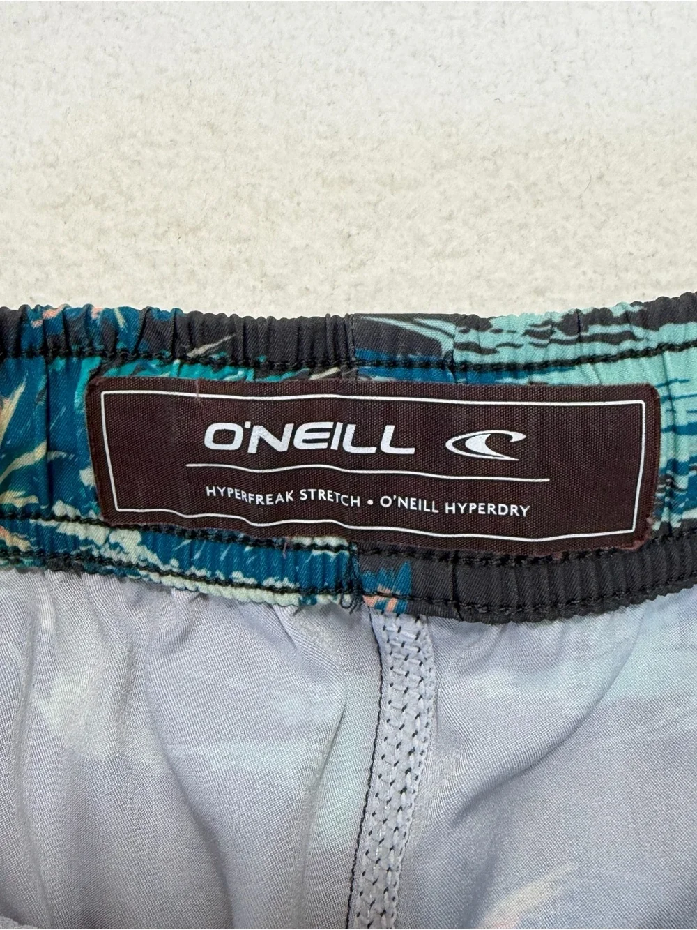 O'Neill Men's Hyperfreak Board Shorts Swim Suit Men’s Small